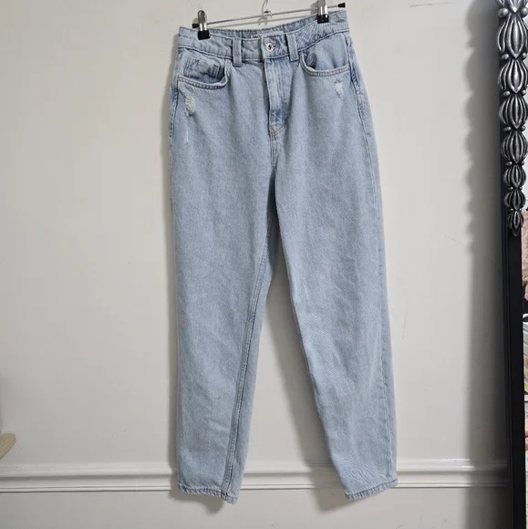Zara high rise mom straight leg jeans size 2 - Picture 5 of 8